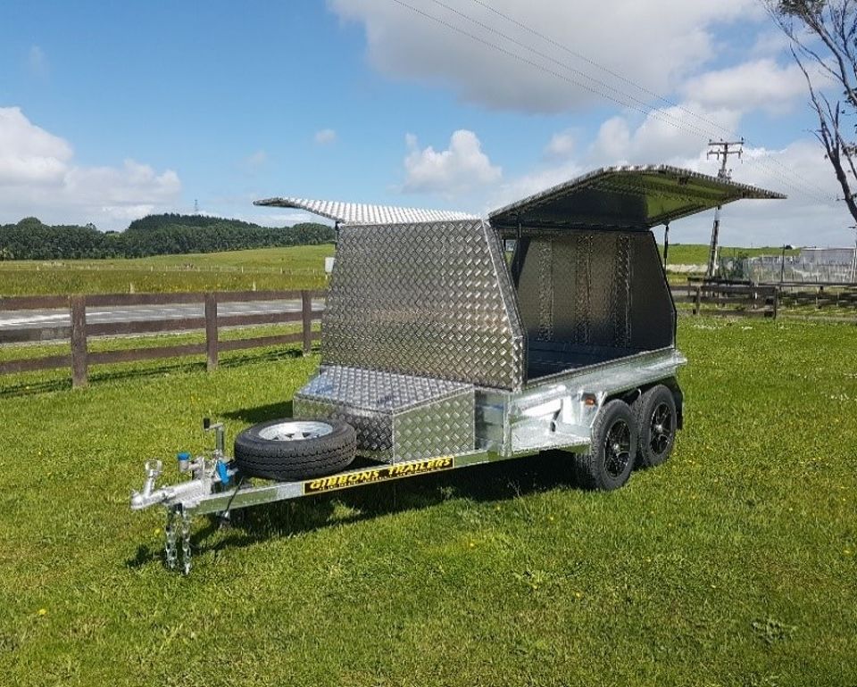 Tandem Axle Trailer with Service body
